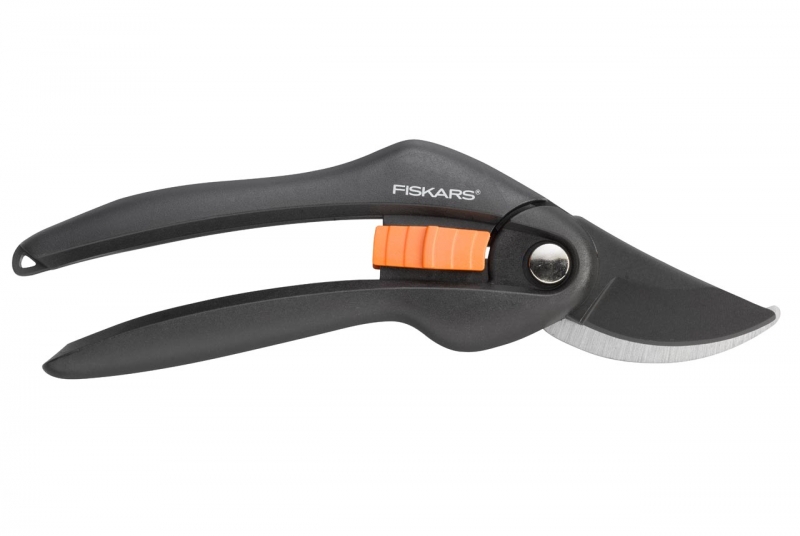 Sécateur Fiskars P26 à lame franche pour bois jeune et tendre