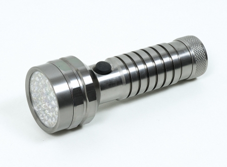 Lampe de poche LED Pocket Power MOB OUTILLAGE